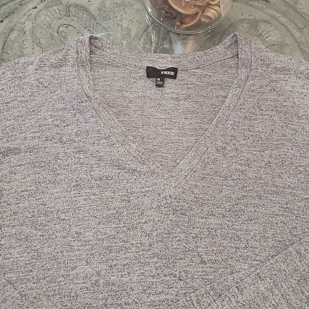 aritzia Wilfred Sweater - Picture 2 of 5